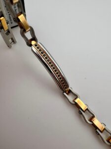 Zancan Bracciale uomo in acciaio e acciaio rosa con pietre nere collezione hi-teck